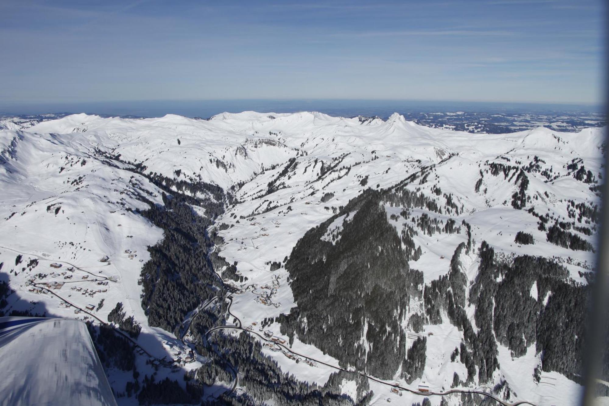 Das Alpine Lifestyle Berghotel Madlener ดามุลส์ ภายนอก รูปภาพ